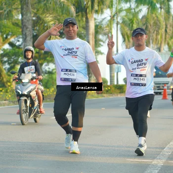 Runner Photo 7786737