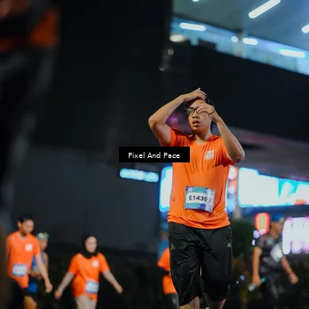 Runner Photo 7786744