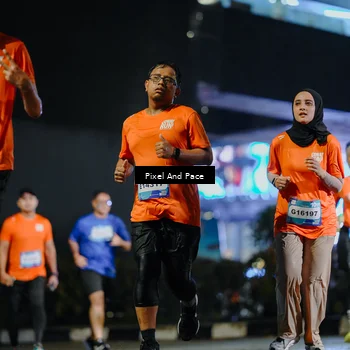 Runner Photo 7786766