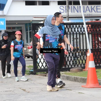 Runner Photo 7786768