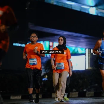 Runner Photo 7786776