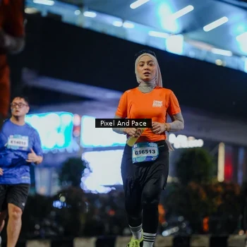Runner Photo 7786779