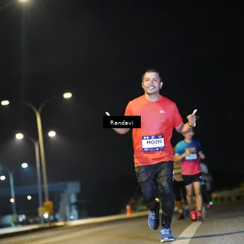 Runner Photo 7786782