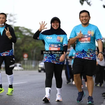 Runner Photo 7786788