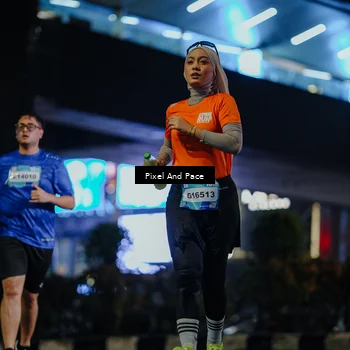 Runner Photo 7786796