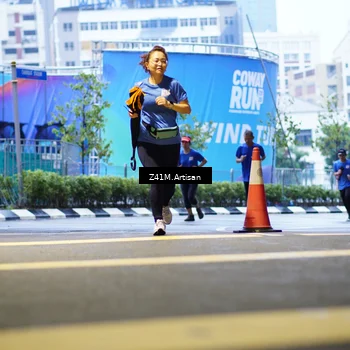 Runner Photo 7786812