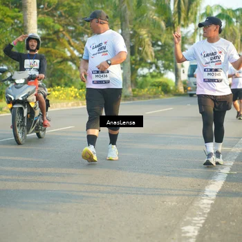 Runner Photo 7786819