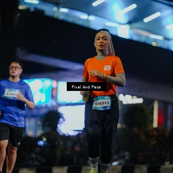 Runner Photo 7786834