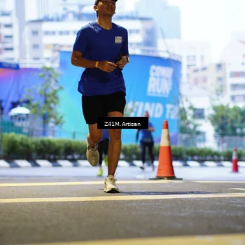Runner Photo 7786849
