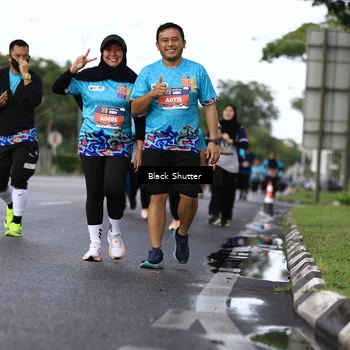 Runner Photo 7786871