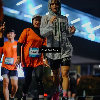 Runner Photo 7786893