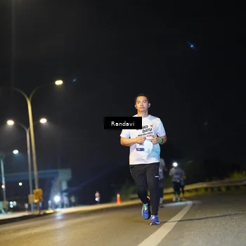 Runner Photo 7786908