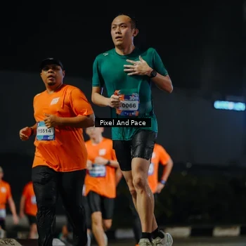 Runner Photo 7786917