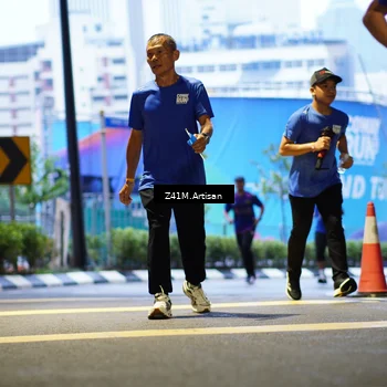 Runner Photo 7786920