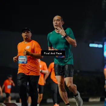 Runner Photo 7786929