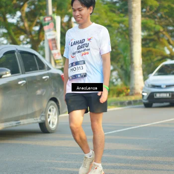Runner Photo 7786936