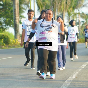 Runner Photo 7786952