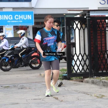 Runner Photo 7786957