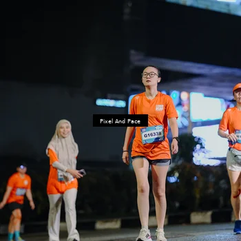 Runner Photo 7786996