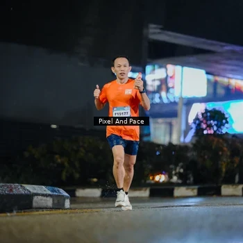 Runner Photo 7787044