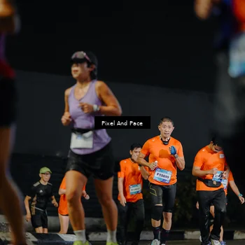Runner Photo 7787048