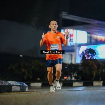 Runner Photo 7787087