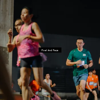Runner Photo 7787106