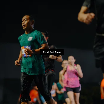Runner Photo 7787110
