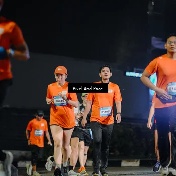 Runner Photo 7787114