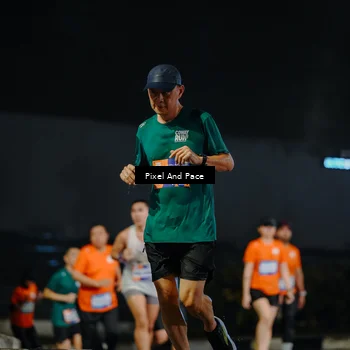 Runner Photo 7787117