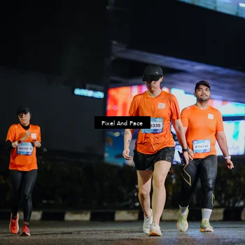 Runner Photo 7787131