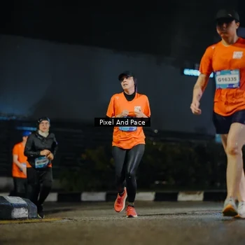 Runner Photo 7787140
