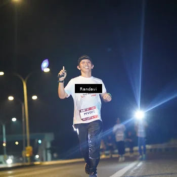 Runner Photo 7787148