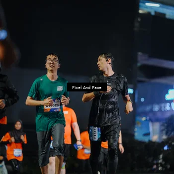 Runner Photo 7787151