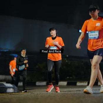 Runner Photo 7787156