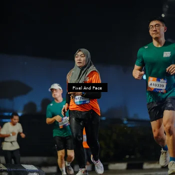 Runner Photo 7787169