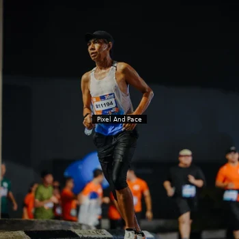 Runner Photo 7787192