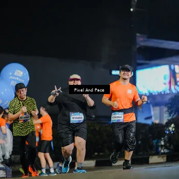 Runner Photo 7787203