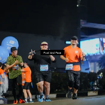 Runner Photo 7787211