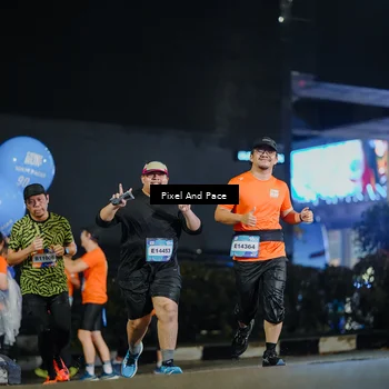 Runner Photo 7787212
