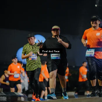 Runner Photo 7787218
