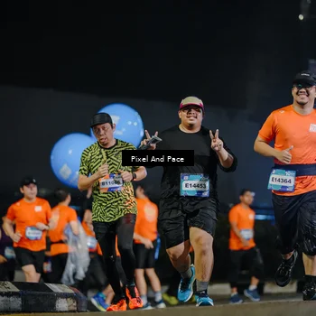 Runner Photo 7787235