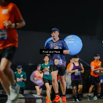 Runner Photo 7787238
