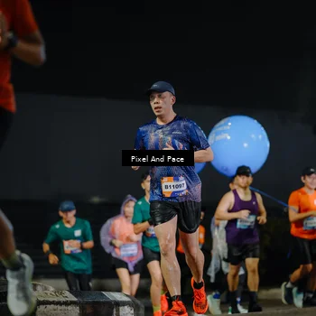 Runner Photo 7787246