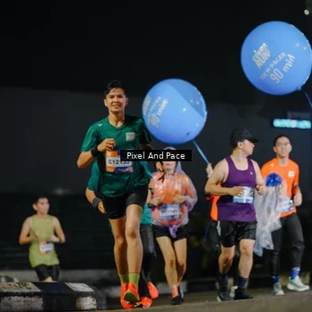 Runner Photo 7787257