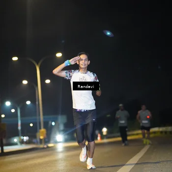 Runner Photo 7787316