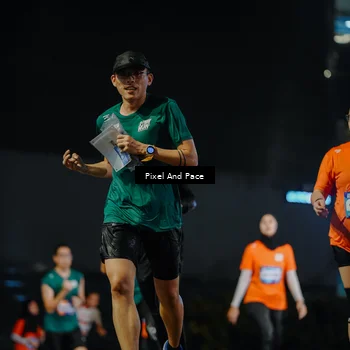Runner Photo 7787330