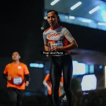 Runner Photo 7787342