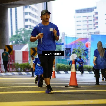Runner Photo 7787353