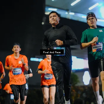 Runner Photo 7787376